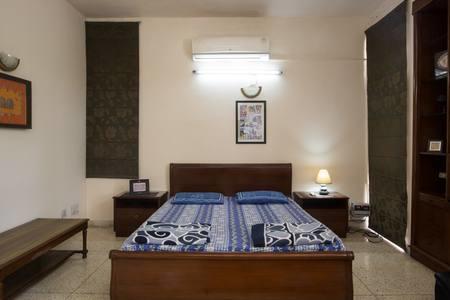 Antilia Guest house *